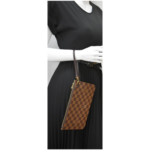 LOUIS VUITTON Neverfull MM Damier Ebene Pochette Wristlet Pouch Brown