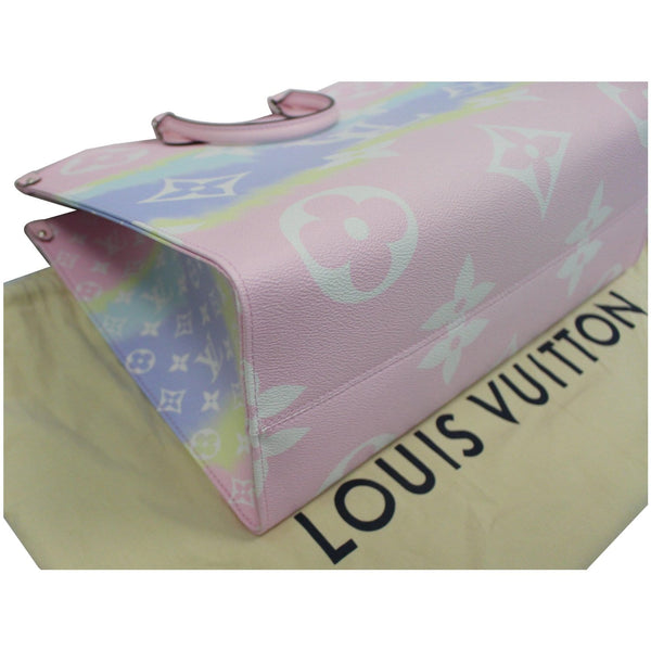 Louis Vuitton Escale Onthego GM Monogram Shoulder Bag bottom view