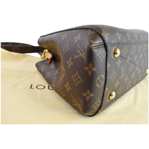 LOUIS VUITTON Montaigne MM Monogram Canvas Shoulder Bag Brown