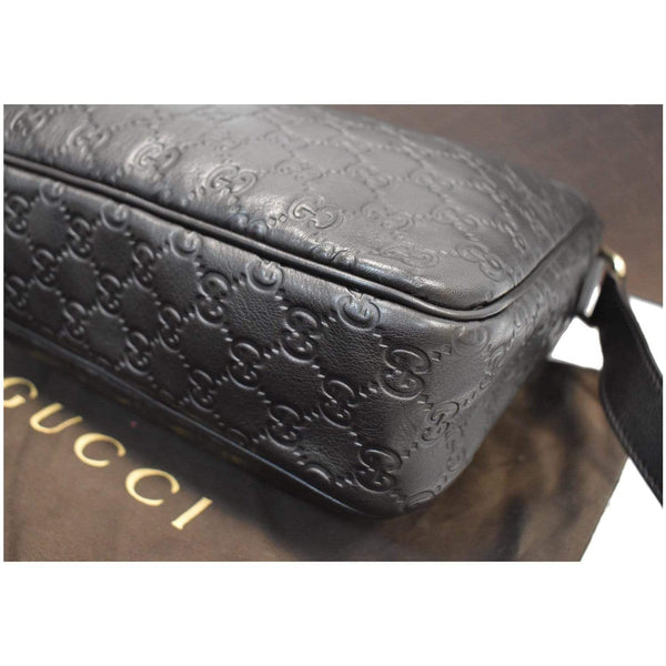 GUCCI Guccissima Leather Messenger Bag Black 201448