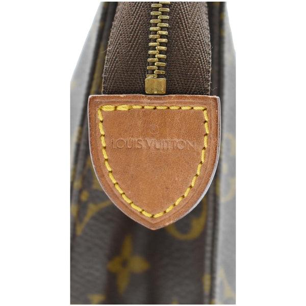 LOUIS VUITTON Toiletry 26 Monogram Canvas Cosmetic Pouch Brown