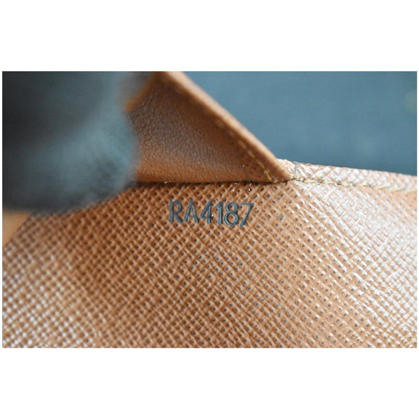 LOUIS VUITTON Agenda MM Monogram Canvas Planner Cover Brown