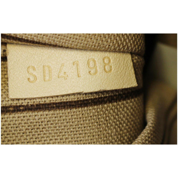 Louis Vuitton Pochette Wristlet Neverfull MM Pouch - lv tag