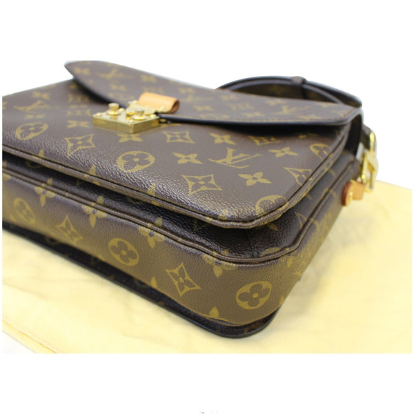 LOUIS VUITTON Metis Pochette Monogram Canvas Crossbody Bag Brown