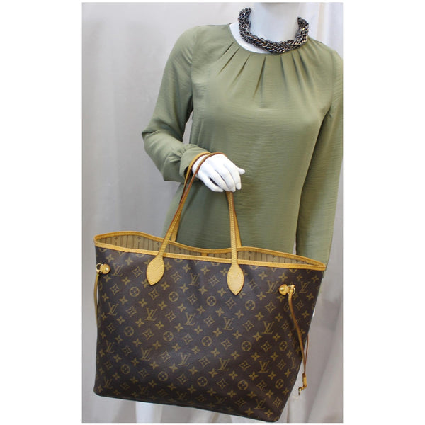 Louis Vuitton Neverfull GM Monogram Tote Shoulder Bag for sale