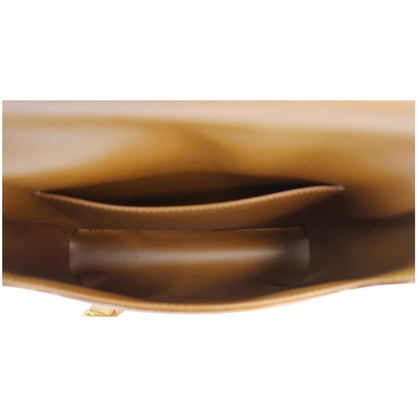 lv Thompson Street Monogram Vernis Bag interior