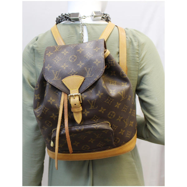 LOUIS VUITTON Montsouris MM Monogram Canvas Backpack Bag Brown