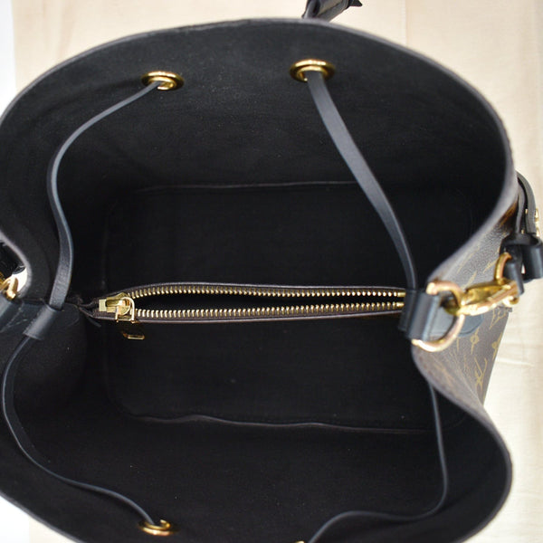 LOUIS VUITTON Neonoe Monogram Canvas Shoulder Bag Brown