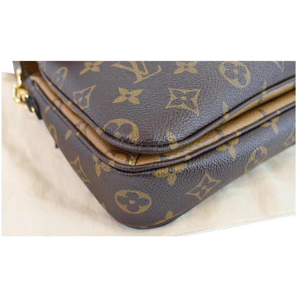 Louis Vuitton Metis Pochette Reverse Monogram Tote Bag - corner focused