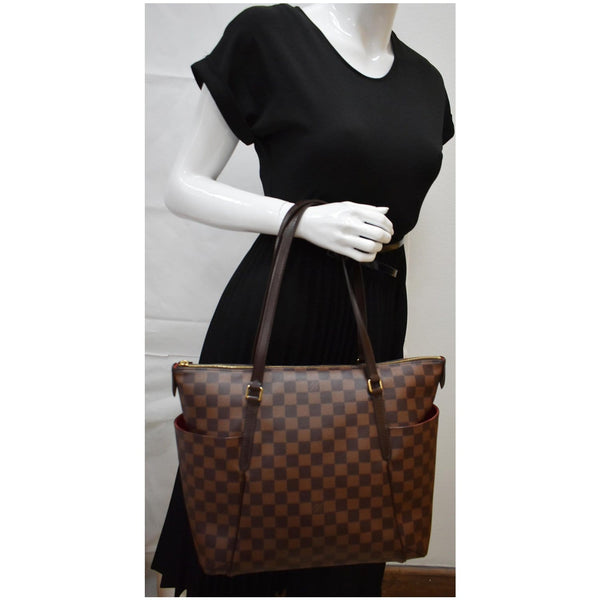 LOUIS VUITTON Totally MM Damier Ebene Shoulder Bag Brown