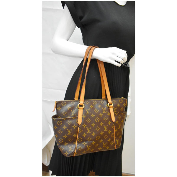 Louis Vuitton Totally PM Monogram Canvas Handbag