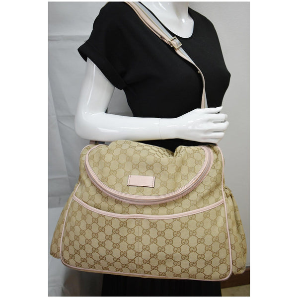 Gucci Large Diaper GG Supreme Canvas Shoulder Bag - DDH