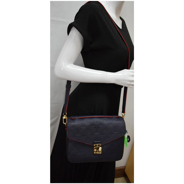 LOUIS VUITTON Metis Pochette Empreinte Leather Crossbody Bag Navy Blue