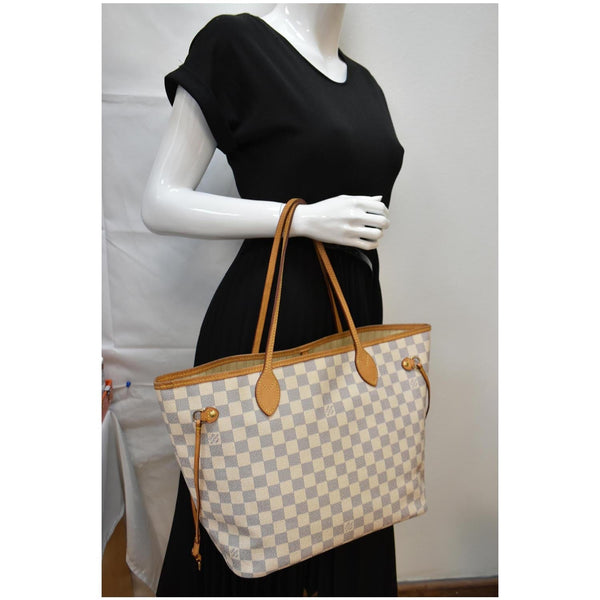 LOUIS VUITTON Neverfull MM Damier Azur Tote Bag White