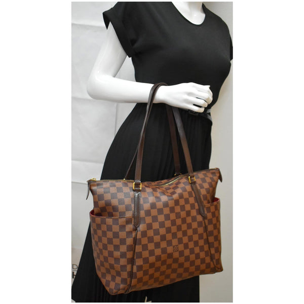 LOUIS VUITTON Totally MM Damier Ebene Shoulder Bag Brown