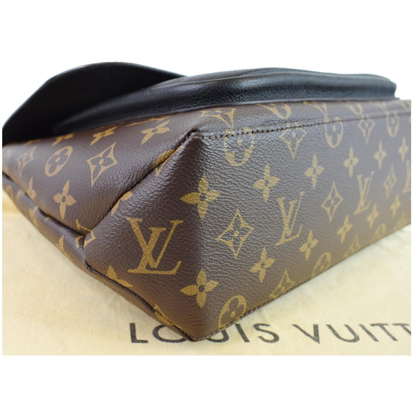 LOUIS VUITTON Marignan Monogram Canvas Messenger Shoulder Bag Brown