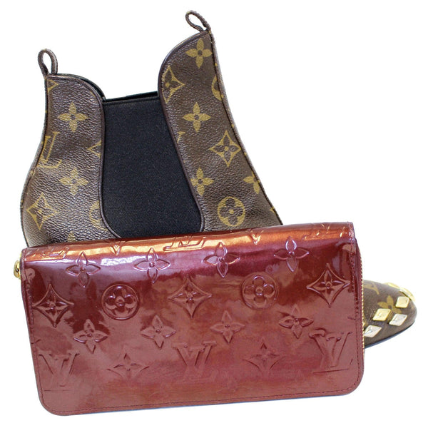 Louis Vuitton Monogram Zippy Wallet - frontview