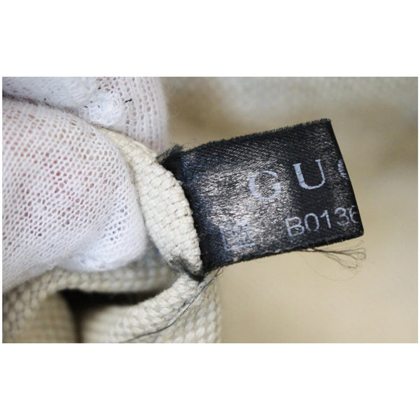 GUCCI Soho Disco Pebbled Leather Small Crossbody Bag Beige 308364