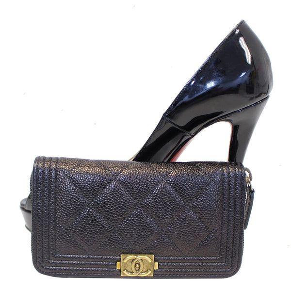 Chanel Boy Caviar leather wallet | black