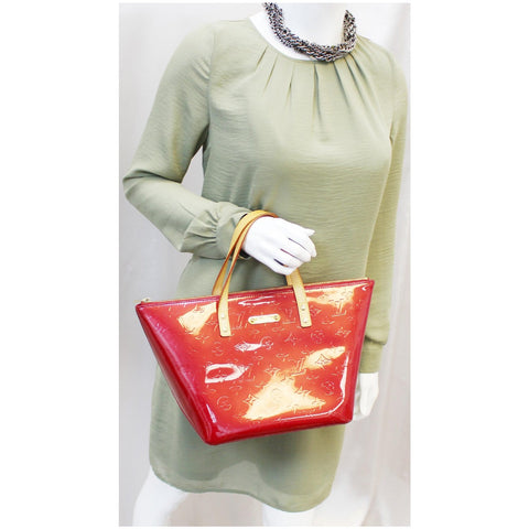 LOUIS VUITTON Bellevue PM Vernis Leather Satchel Bag Pomme D'Amour