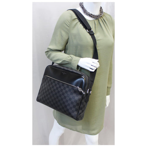 Louis Vuitton Damier PM Dayton Reporter Shoulder Bag for women