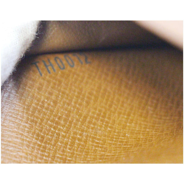 LOUIS VUITTON French Kisslock Monogram Canvas Wallet Brown