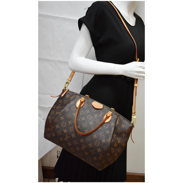Louis Vuitton Turenne MM Monogram Canvas 2Way Shoulder Bag.