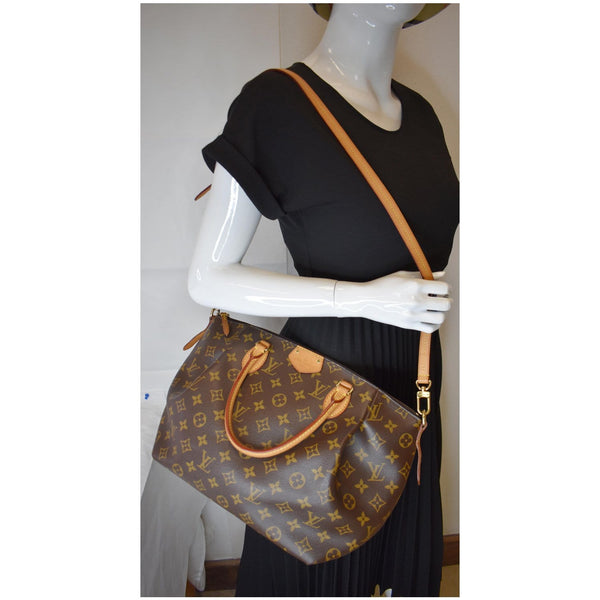 LOUIS VUITTON Turenne MM Monogram Canvas 2 Way Shoulder Bag Brown