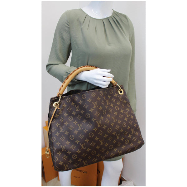 Louis Vuitton Artsy MM Monogram Canvas Shoulder Bag for women