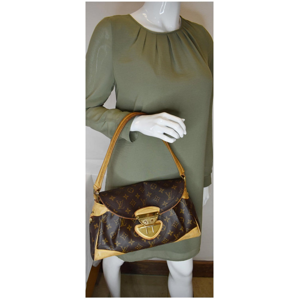 Louis Vuitton Beverly Handbag 326623