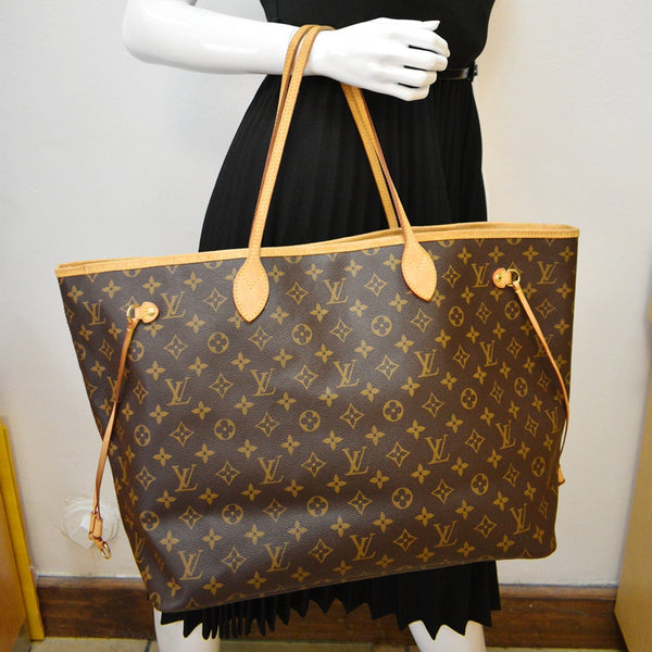 LOUIS VUITTON Neverfull GM Monogram Canvas Tote Bag Brown