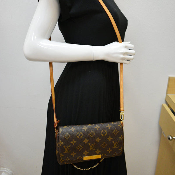 LOUIS VUITTON Favorite PM Monogram Canvas Crossbody Bag Brown