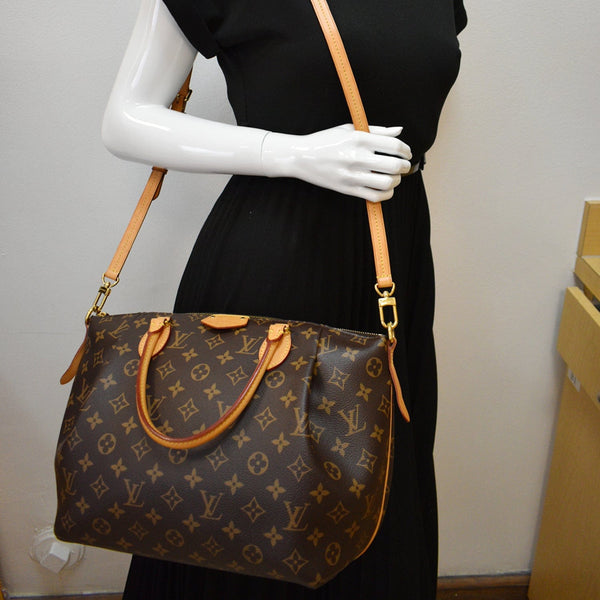 LOUIS VUITTON Turenne MM Monogram Canvas 2Way Shoulder Bag Brown