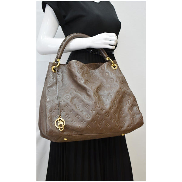 LOUIS VUITTON Artsy MM Empreinte Leather Hobo Shoulder Bag Ombre