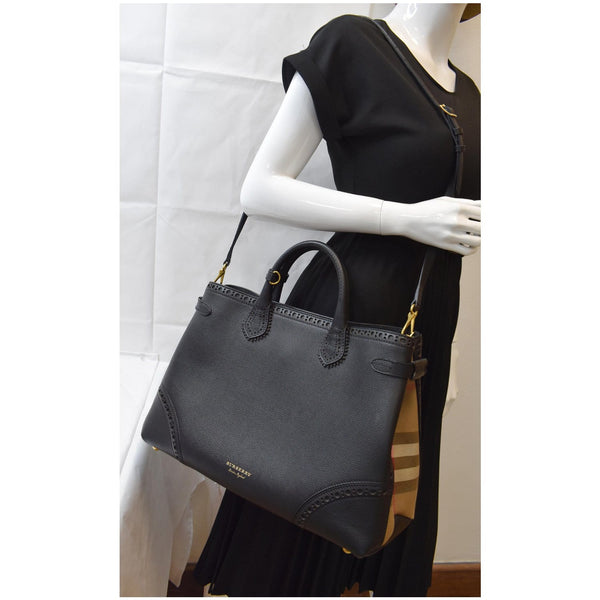 Burberry Large Banner Shoulder Strap Bag - black print| DDH
