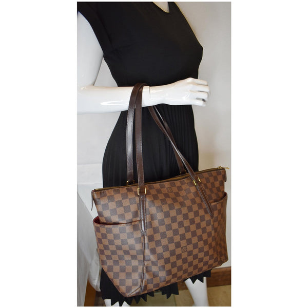 LOUIS VUITTON Totally MM Damier Ebene Shoulder Bag Brown
