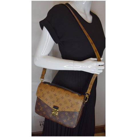 LOUIS VUITTON Metis Pochette Reverse Monogram Canvas Crossbody Bag Brown