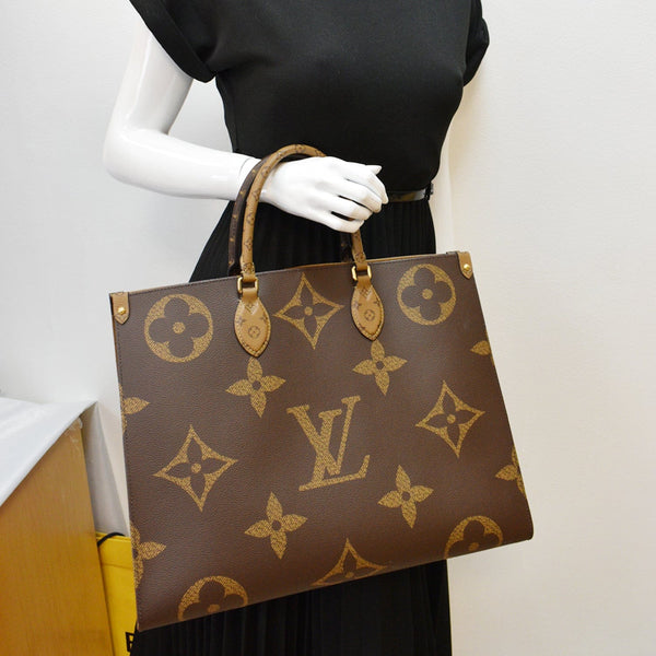 LOUIS VUITTON Onthego GM Giant Monogram Canvas Tote Shoulder Bag Brown - Hot Deals