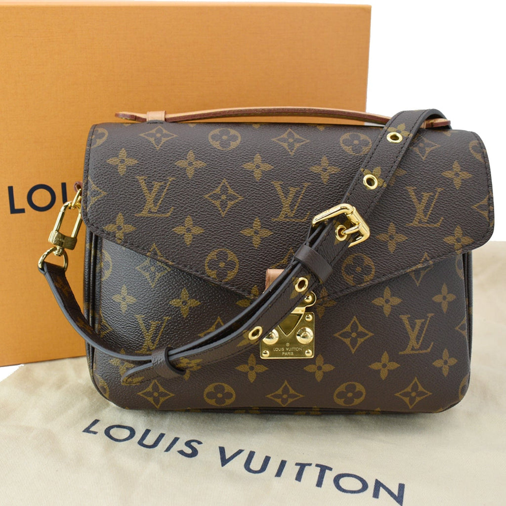 Louis Vuitton Pochette Metis Shoulder Bag in Brown Canvas Cloth ref.906372  - Joli Closet
