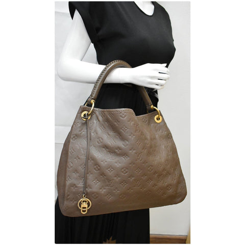 LOUIS VUITTON Artsy MM Empreinte Leather Shoulder Bag Ombre