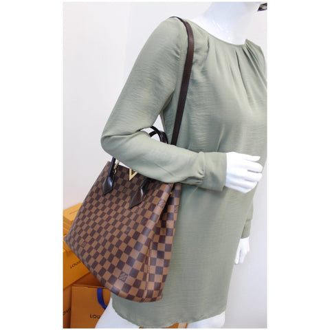 LOUIS VUITTON Kensington Damier Ebene Shoulder bag Brown for women