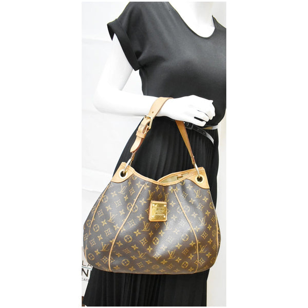 LOUIS VUITTON Galliera PM Monogram Canvas Hobo Shoulder Bag Brown