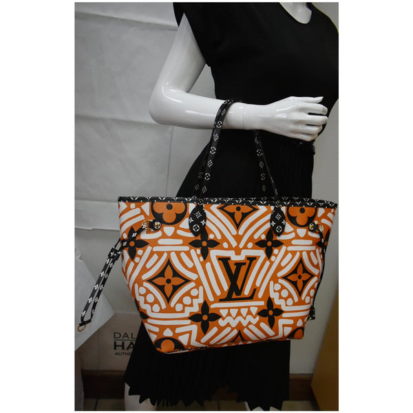 LOUIS VUITTON Neverfull Crafty MM Monogram Gaint Canvas Tote Bag Caramel