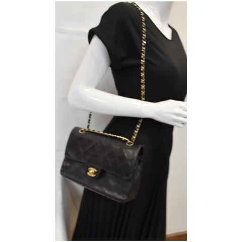 CHANEL CC Vintage Classic Medium Double Flap Calf Shoulder Bag Black
