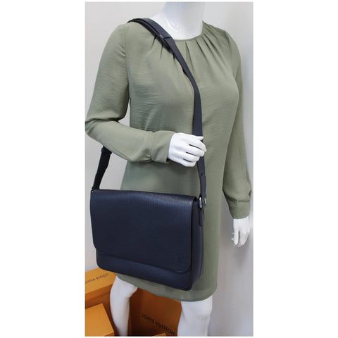 Louis Vuitton Roman MM Taiga Leather Shoulder Bag