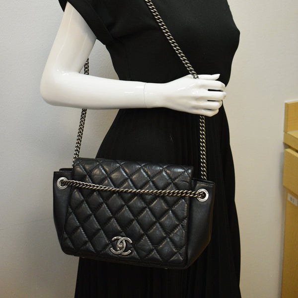 CHANEL Accordion Flap Aged Leather Shoulder Bag Black