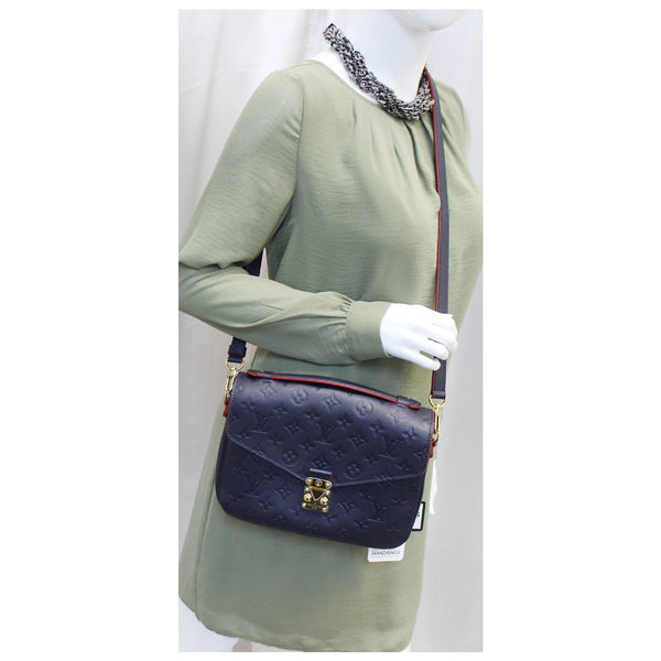LOUIS VUITTON Pochette Metis Monogram Empreinte Shoulder Bag Marine Rouge