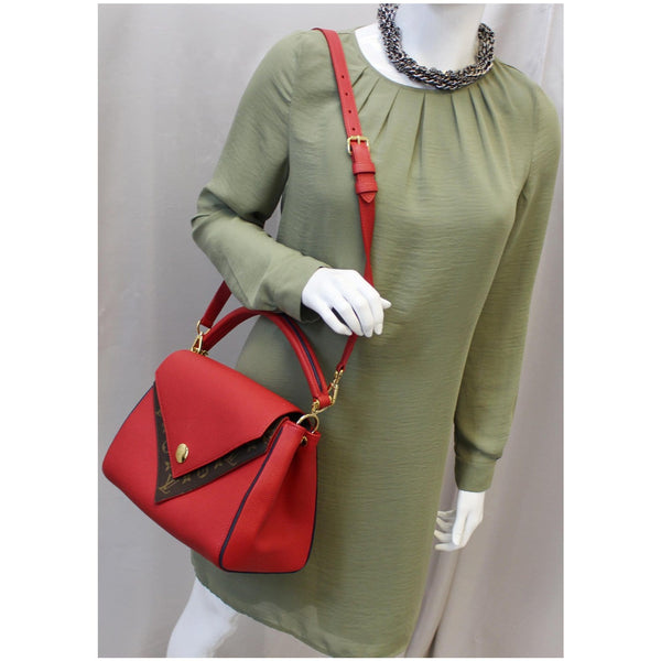 LOUIS VUITTON Double V Grained Leather Monogram Shoulder Bag Rubis-US