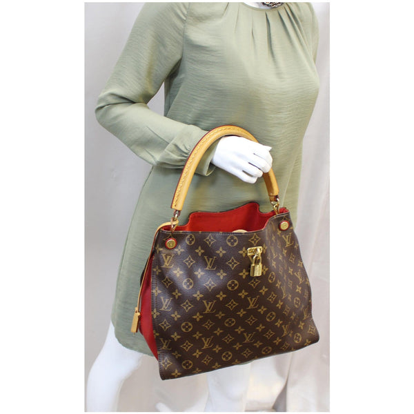 Louis Vuitton Gaia Shoulder Bag Monogram Canvas
