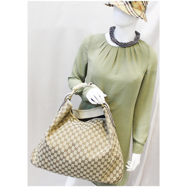 GUCCI Horsebit GG Canvas Large Hobo Bag Beige/White 114900